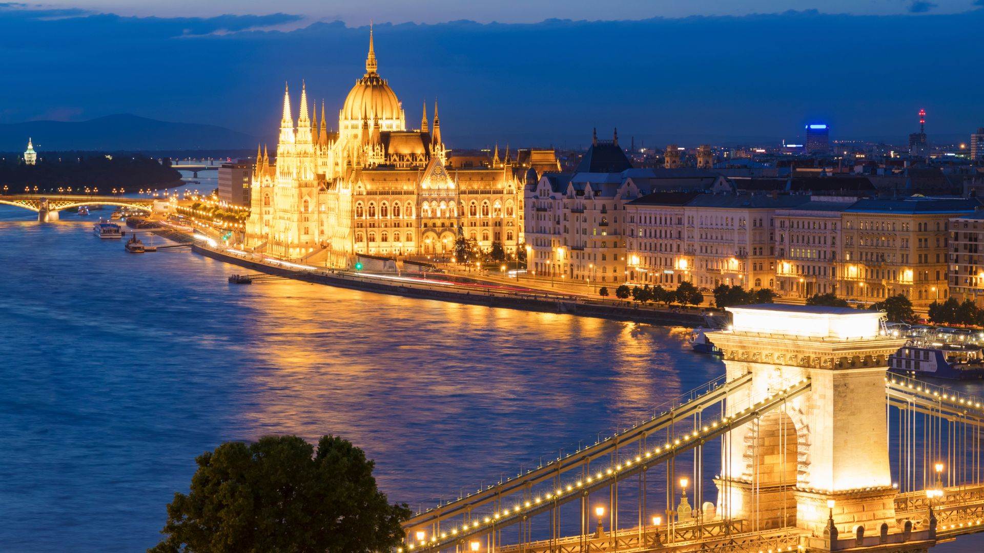 Новорічні тури в Угорщину 2022
